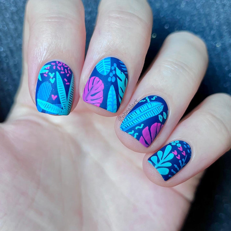 UberChic Beauty - UC Mini - Modern Mountainscapes Stamping Plate