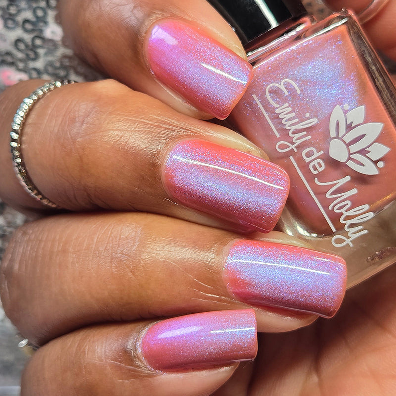 Emily De Molly - Speaking About Nail Polish (Magnetic)