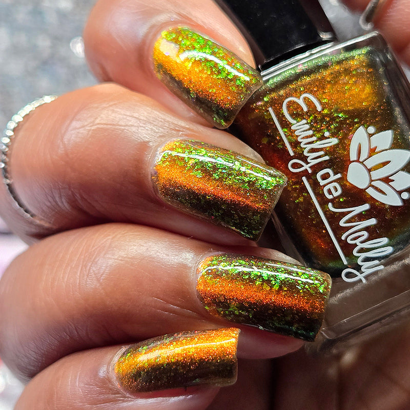 Emily De Molly - Green Flame Nail Polish (Magnetic)