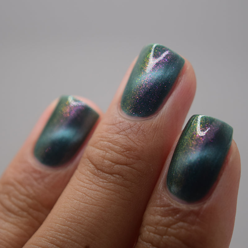 Emily De Molly - Made Up My Mind Nail Polish (Magnetic)