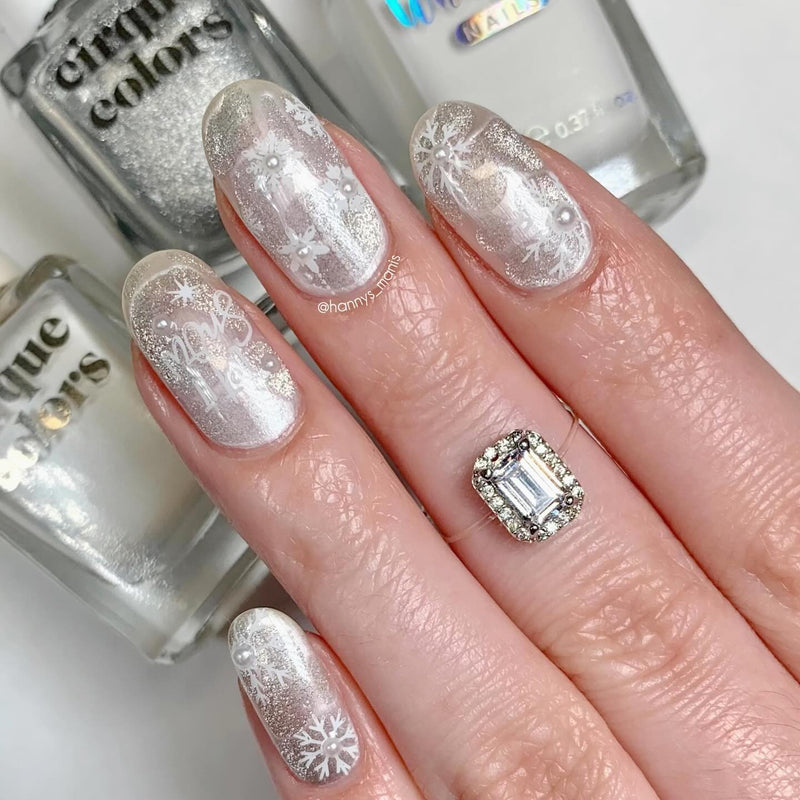 UberChic Beauty - Winter Wonderland Stamping Plate