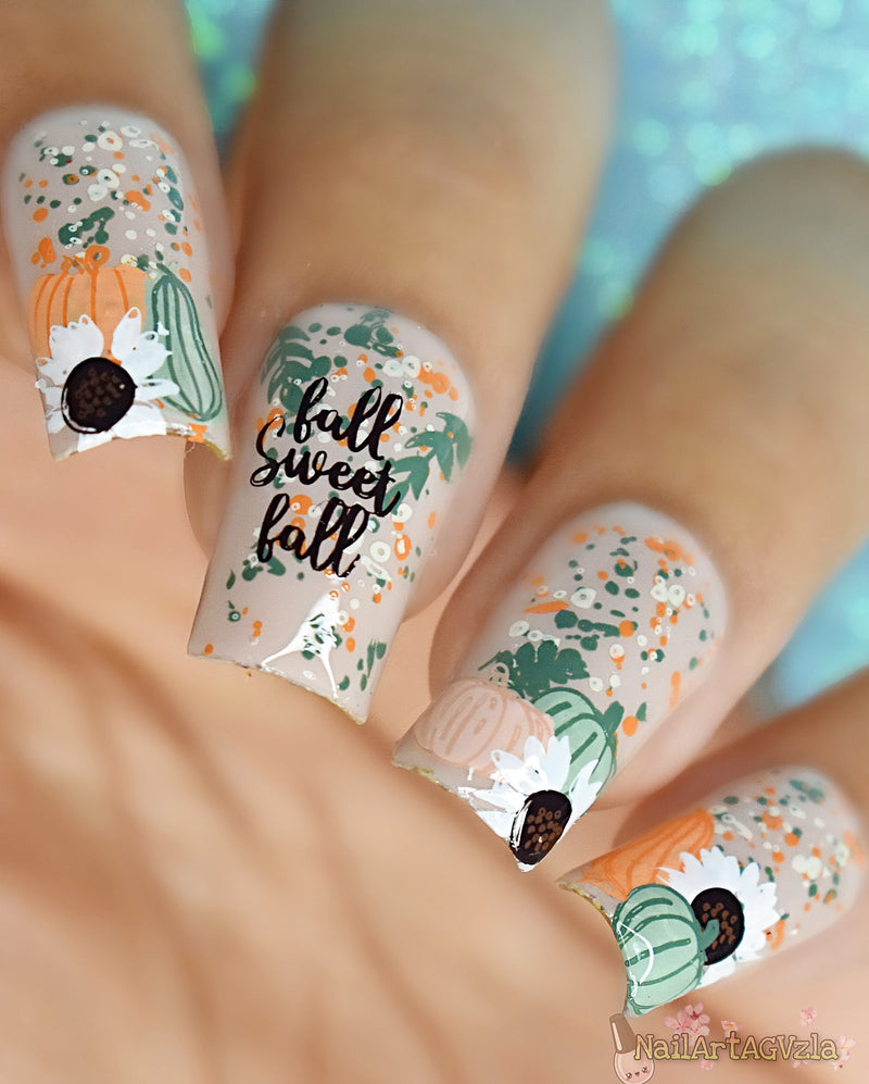 UberChic Beauty - What A Wonder-Fall World Stamping Plate