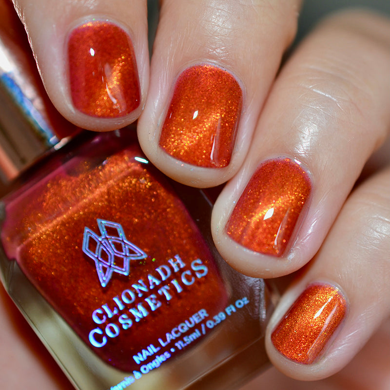Clionadh Cosmetics - Amber Resin Nail Polish (Magnetic)