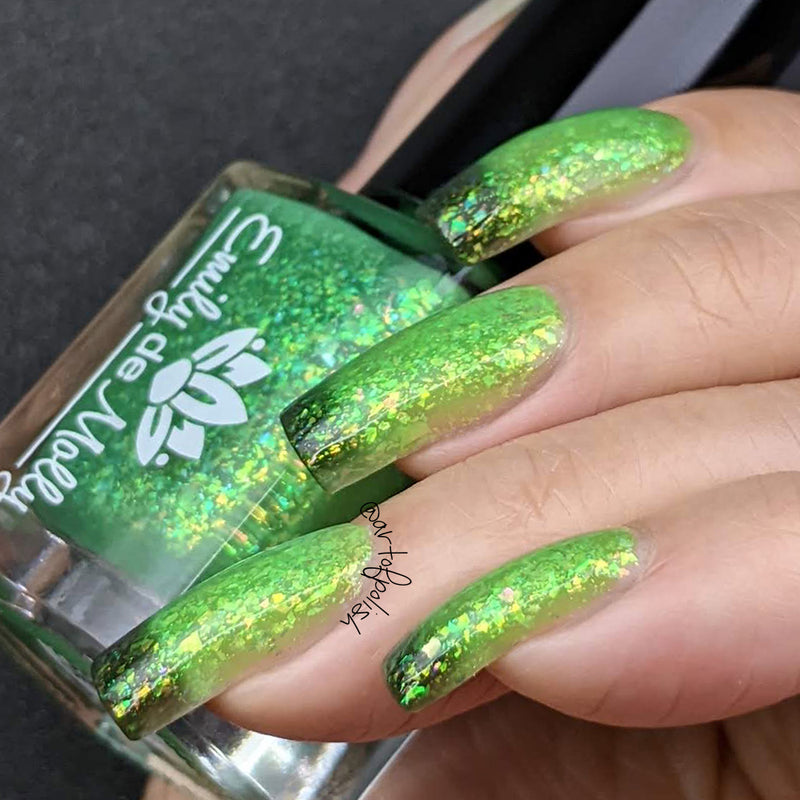 Emily De Molly - Care To Dare Nail Polish (Thermal)