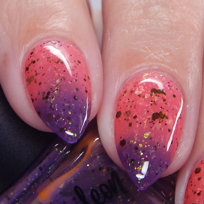 Chamaeleon Nails - Strawberry Dartfrog Nail Polish (Thermal) - Store Exclusive