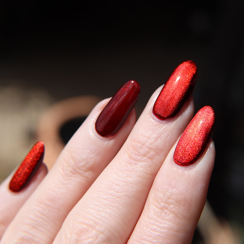 Emily De Molly - Fiery Attraction Nail Polish (Magnetic)