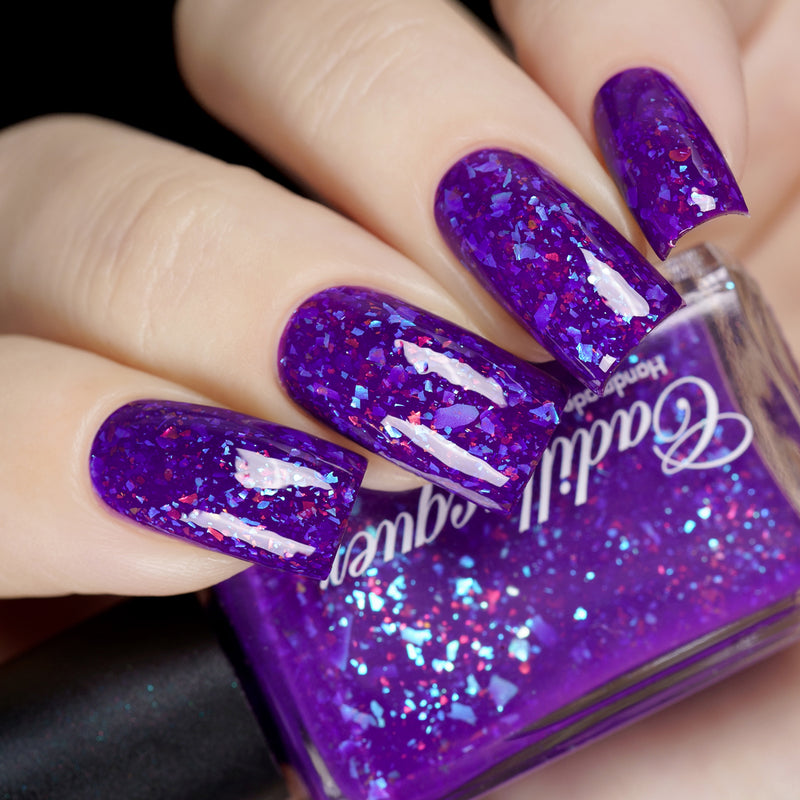 [Preorder, Ships Early May] Cadillacquer - A Strange Type Of Chemistry Nail Polish (Thermal)