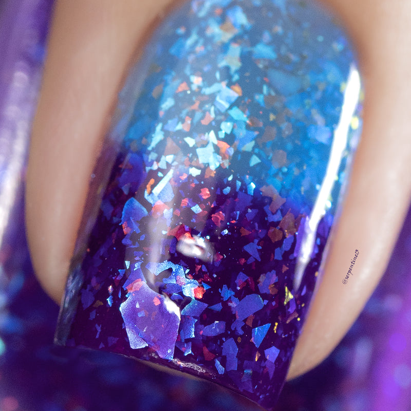 [Preorder, Ships Early May] Cadillacquer - A Strange Type Of Chemistry Nail Polish (Thermal)