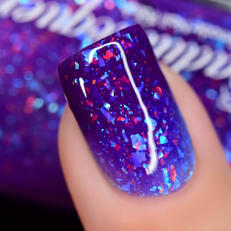 [Preorder, Ships Early May] Cadillacquer - A Strange Type Of Chemistry Nail Polish (Thermal)