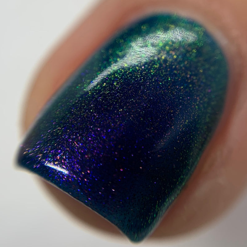 Colores de Carol - Emerald Scarab Nail Polish