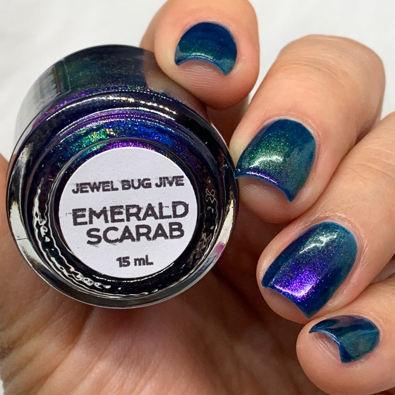 Colores de Carol - Emerald Scarab Nail Polish