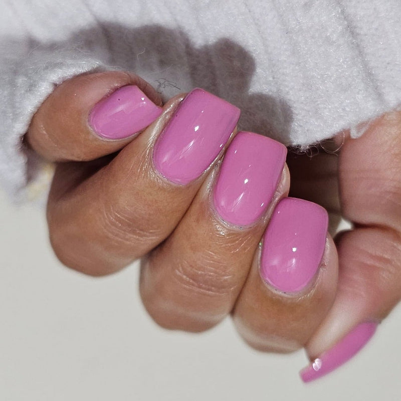 Colores de Carol - Mom is... Brave Nail Polish