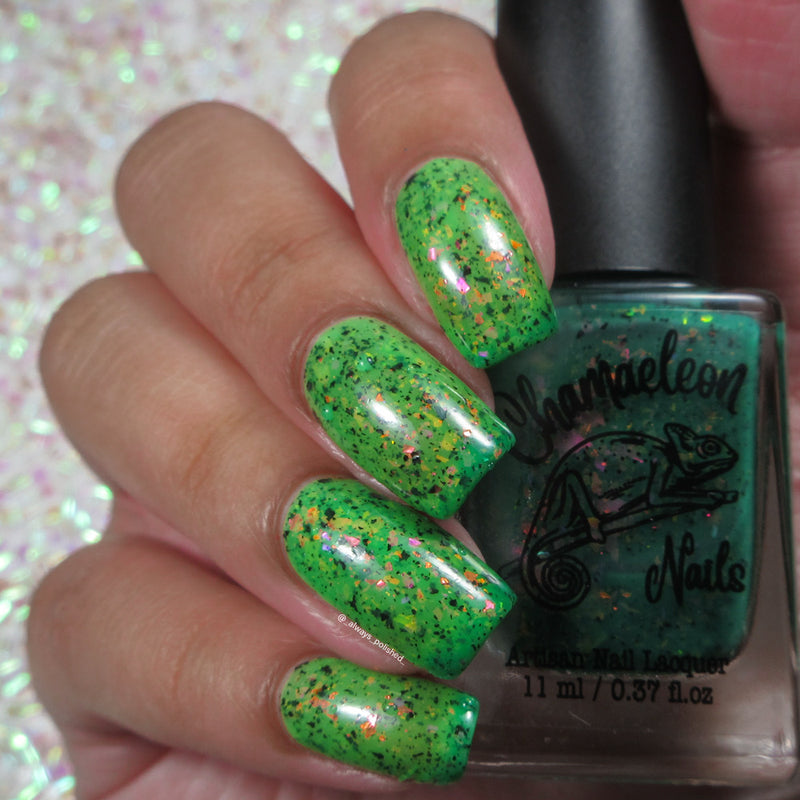 Chamaeleon Nails - Amazon Parrot Nail Polish (Thermal) - Store Exclusive