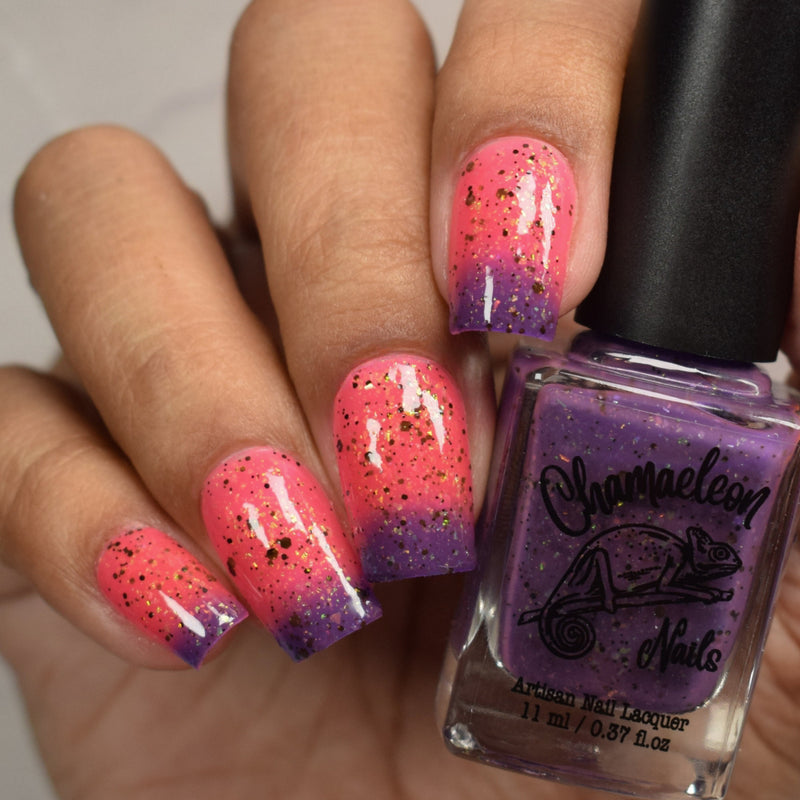 Chamaeleon Nails - Strawberry Dartfrog Nail Polish (Thermal) - Store Exclusive