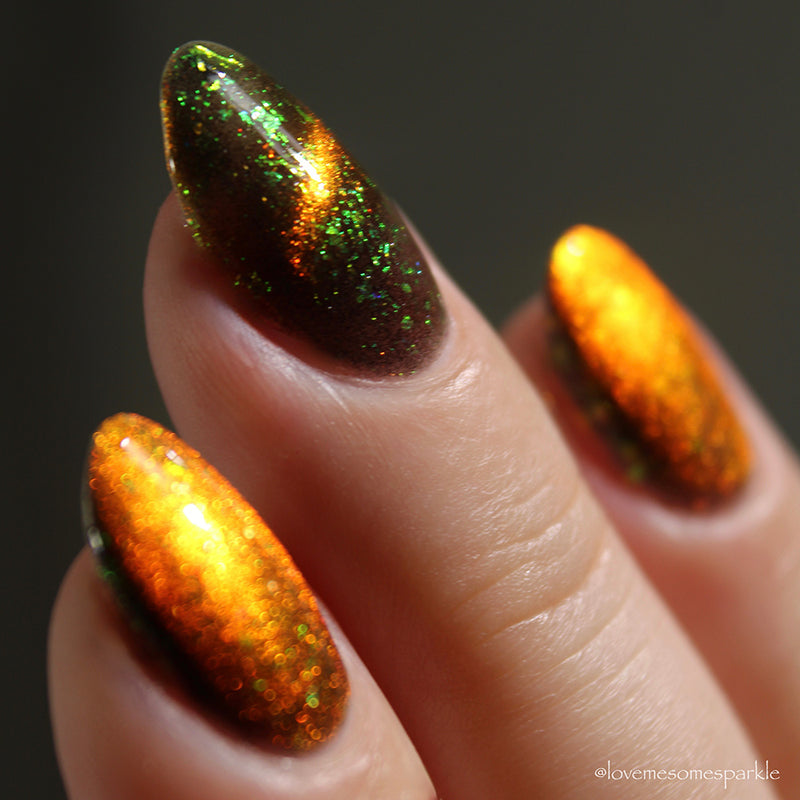 Emily De Molly - Green Flame Nail Polish (Magnetic)