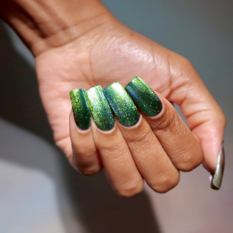 [Preorder, Ships Early Nov] F.U.N Lacquer - Fantasy Burst Nail Polish (Magnetic)