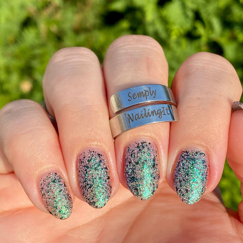 Colores de Carol - Widow's Kiss Nail Polish (Flash Reflective)