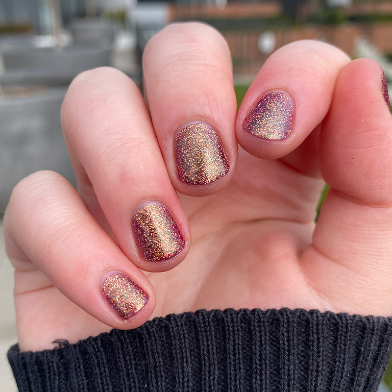 Emily De Molly - Closer To The Edge Nail Polish