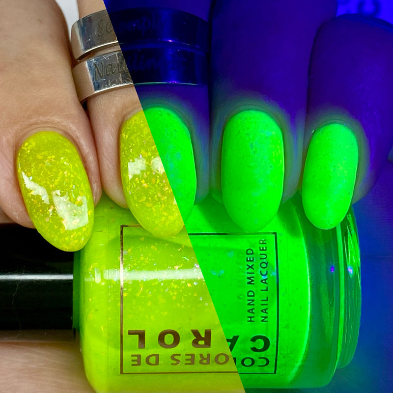 Colores de Carol - Grinch on the Beach Nail Polish