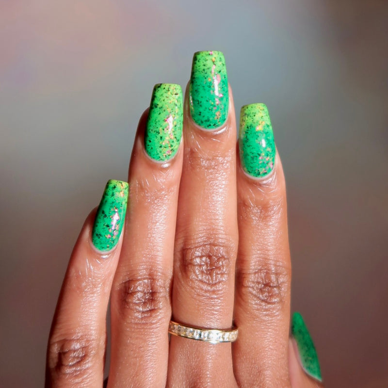 Chamaeleon Nails - Amazon Parrot Nail Polish (Thermal) - Store Exclusive