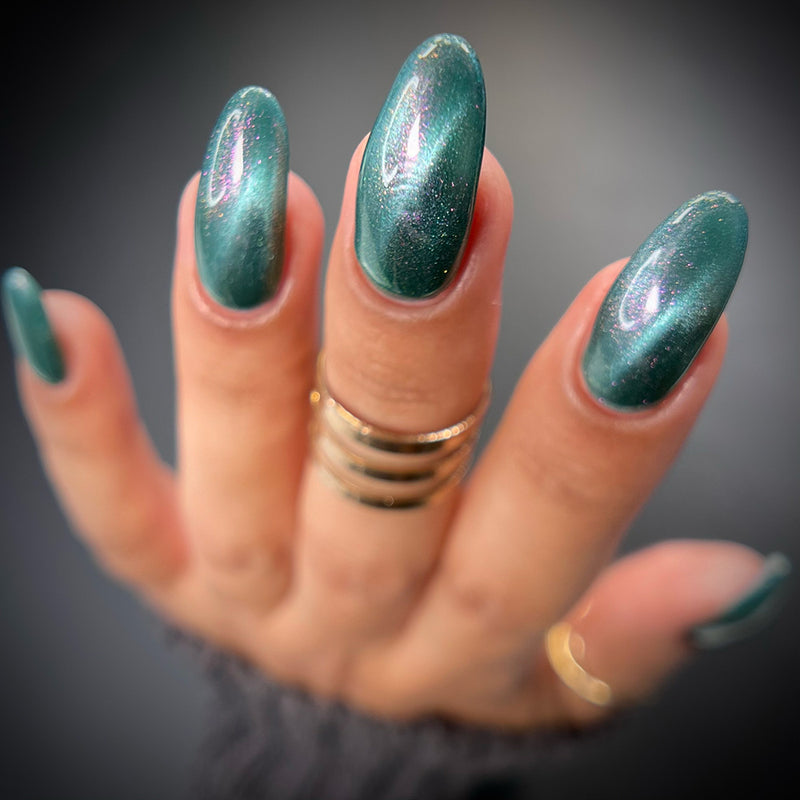 Emily De Molly - Made Up My Mind Nail Polish (Magnetic)