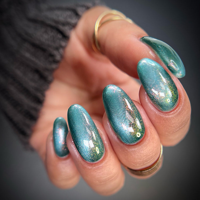 Emily De Molly - Made Up My Mind Nail Polish (Magnetic)