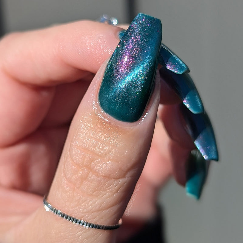 Emily De Molly - Made Up My Mind Nail Polish (Magnetic)