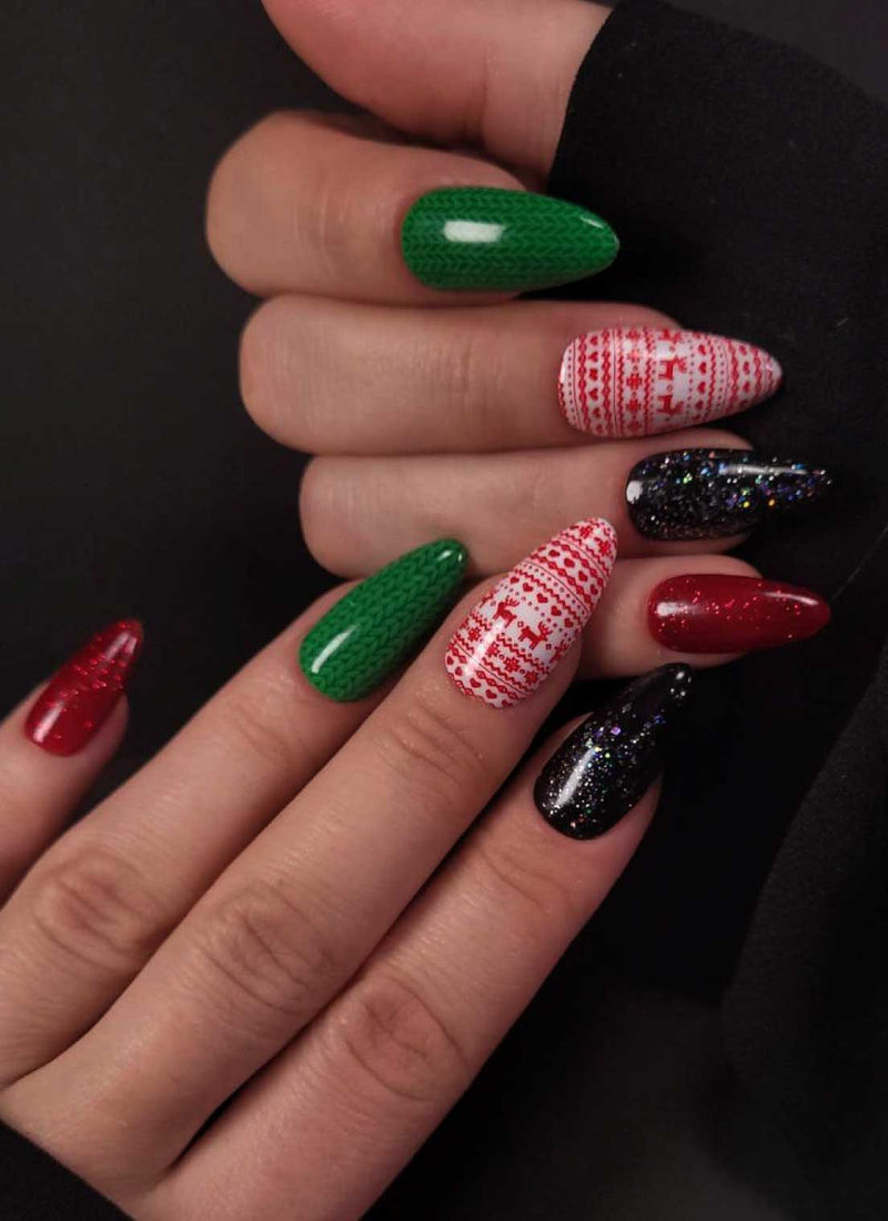 UberChic Beauty - Ski Season Stamping Plate