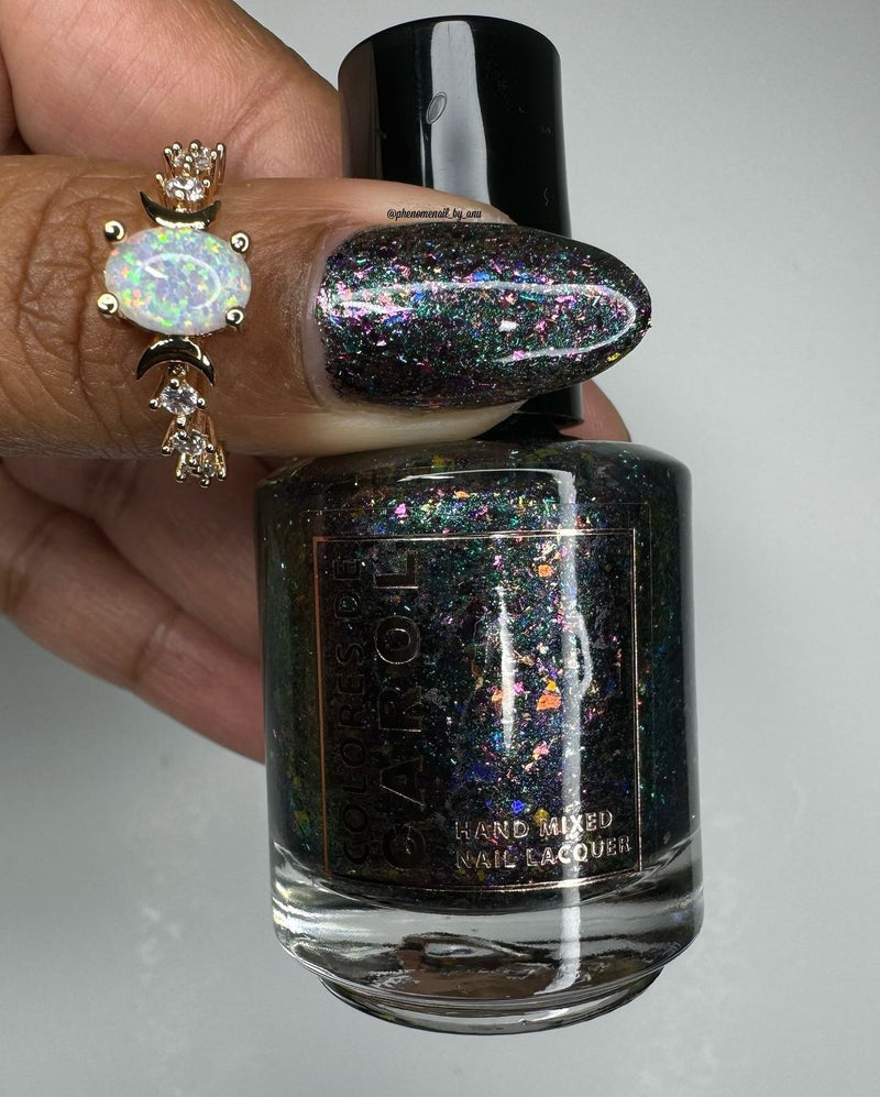 Colores de Carol - Feathers Nail Polish