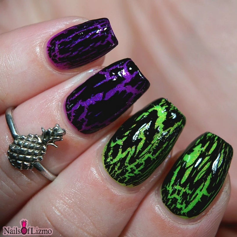 Colores de Carol - Stripes and Scares Nail Polish (Crackle Topper)