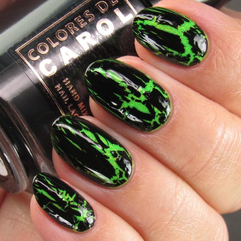 Colores de Carol - Stripes and Scares Nail Polish (Crackle Topper)