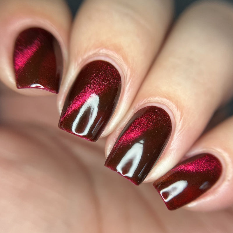 Colores de Carol - Crimson Affair Nail Polish (Magnetic)