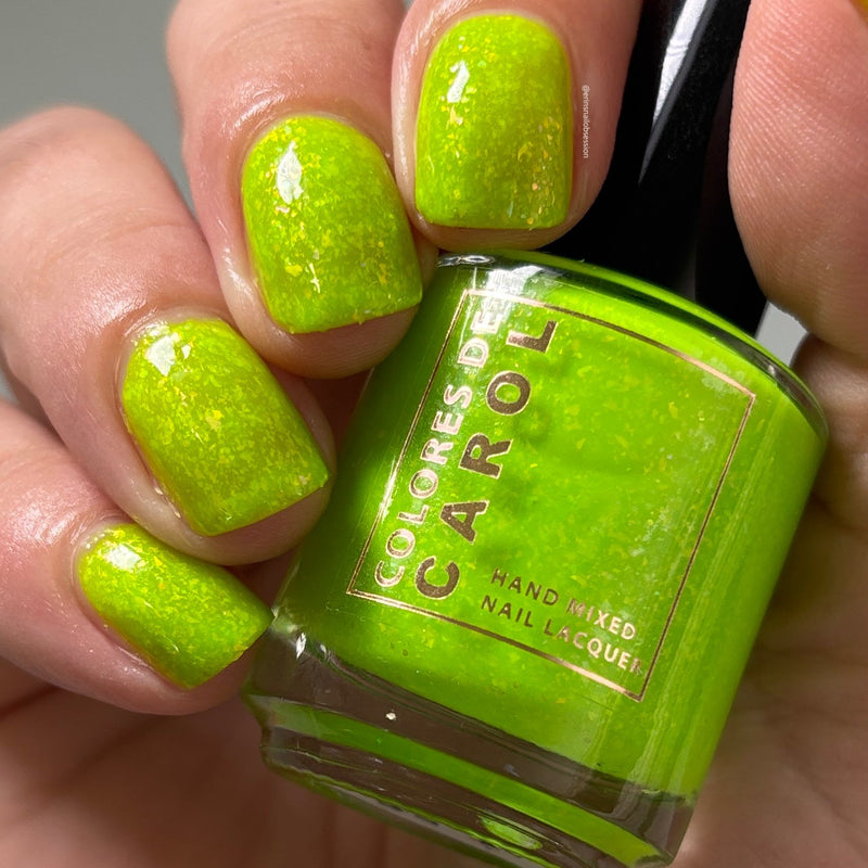 Colores de Carol - Grinch on the Beach Nail Polish