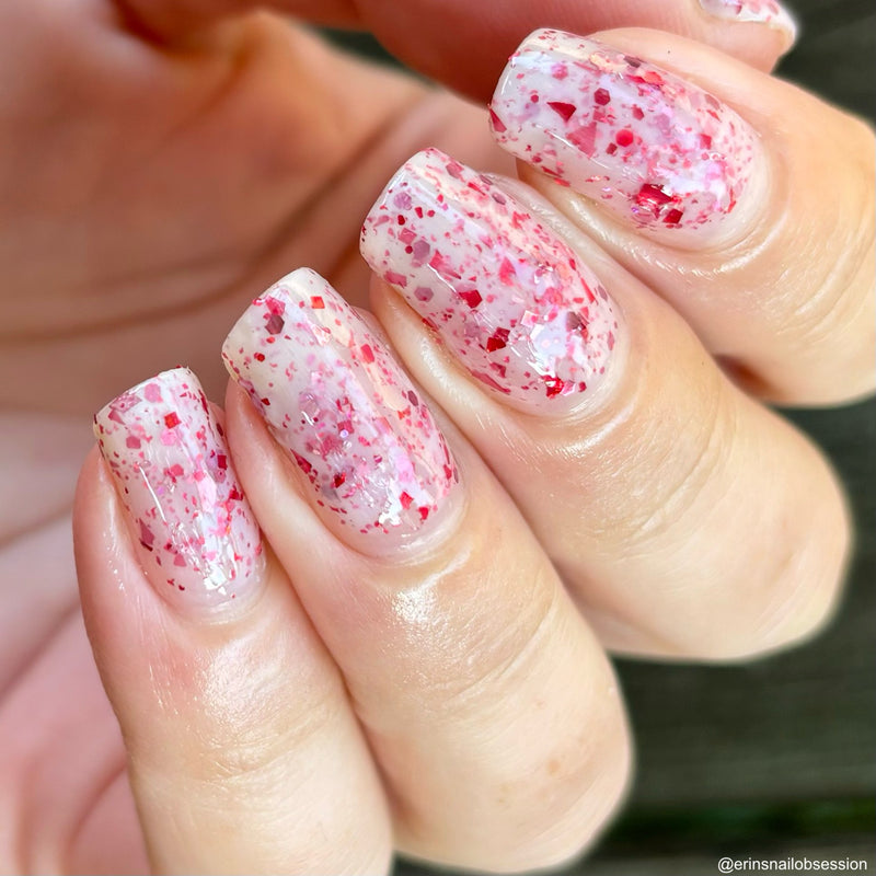 Colores de Carol - Gone With The Gory Nail Polish