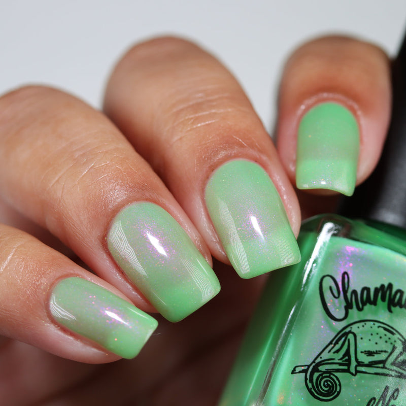 Chamaeleon Nails - Luminous Pine Forest Nail Polish (Solar)