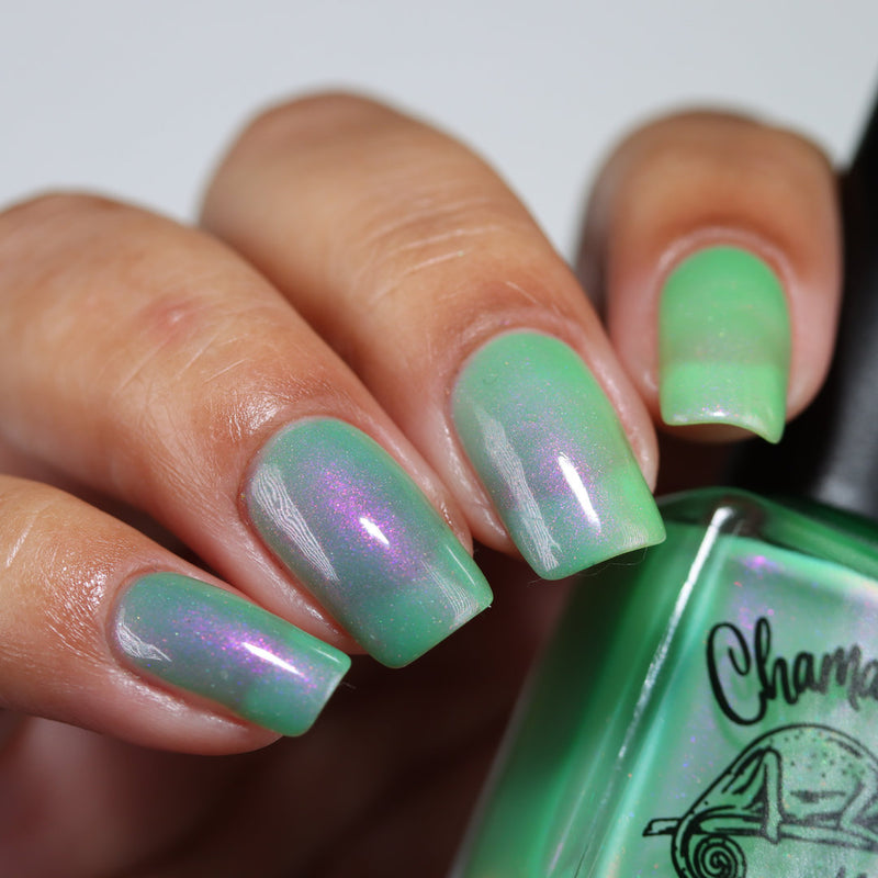 Chamaeleon Nails - Luminous Pine Forest Nail Polish (Solar)