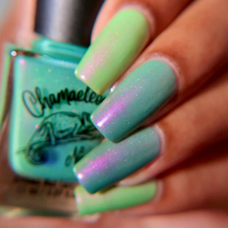 Chamaeleon Nails - Luminous Pine Forest Nail Polish (Solar)