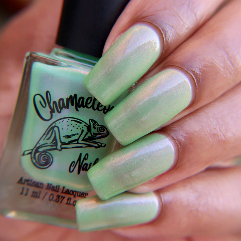 Chamaeleon Nails - Luminous Pine Forest Nail Polish (Solar)