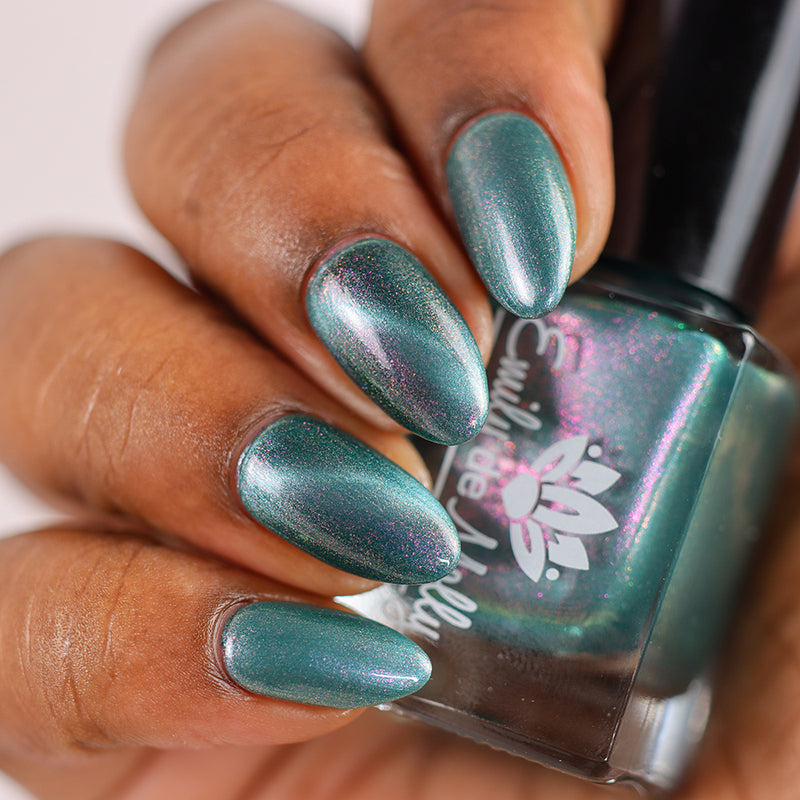 Emily De Molly - Made Up My Mind Nail Polish (Magnetic)