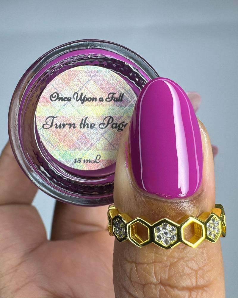 Colores de Carol - Turn the Page Nail Polish