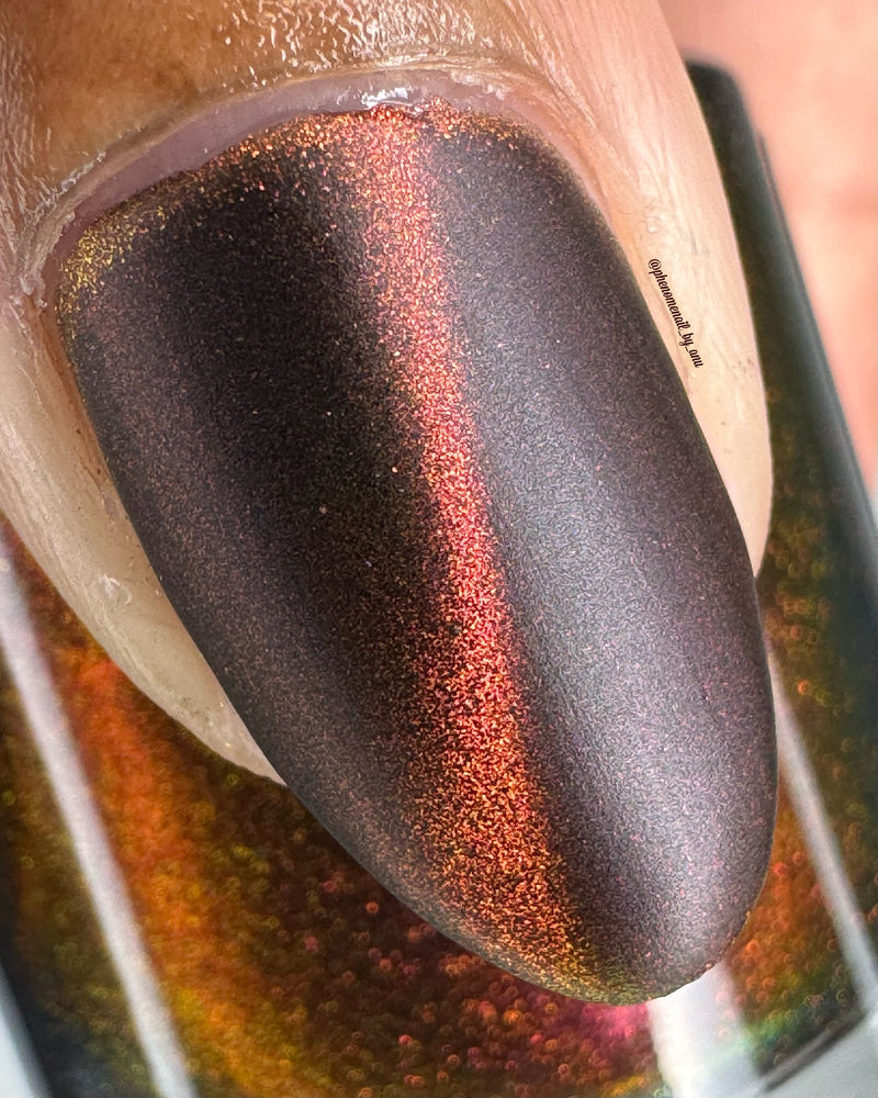 Colores de Carol - Amour Noir Nail Polish (Magnetic)