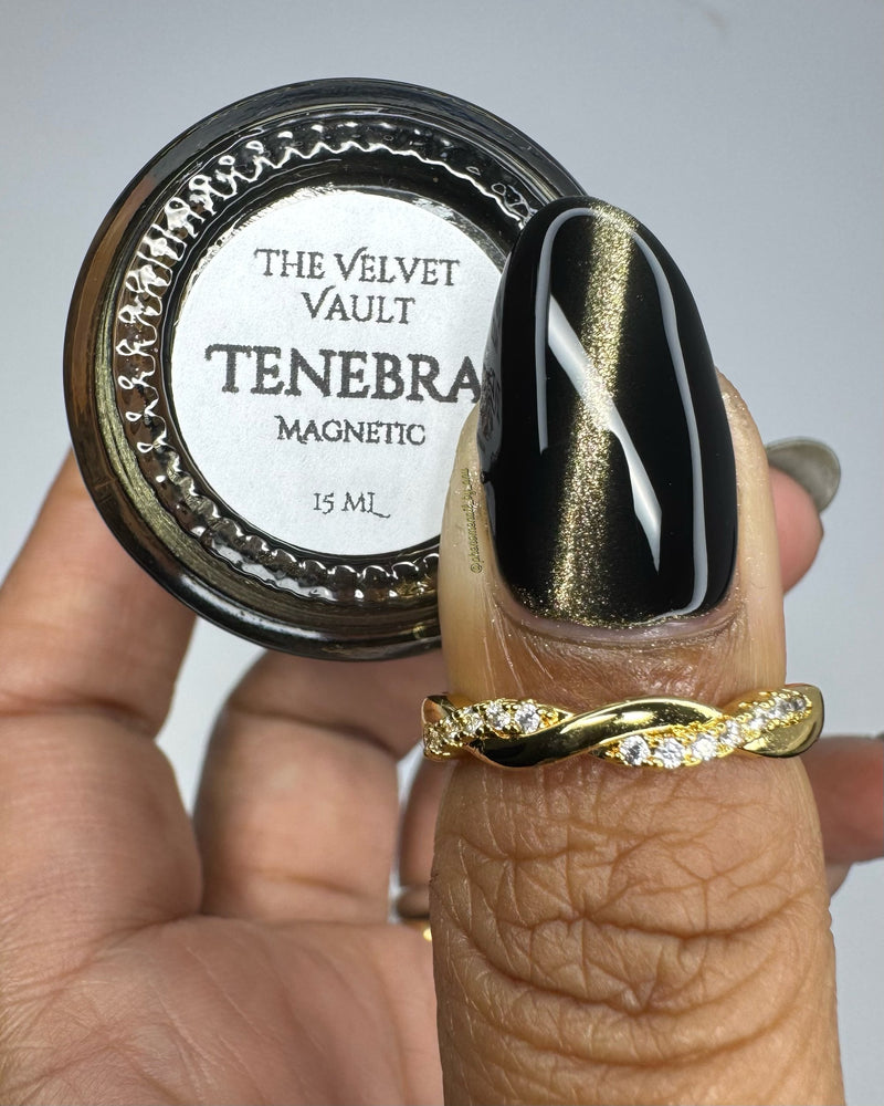 Colores de Carol - Tenebra Nail Polish (Magnetic)