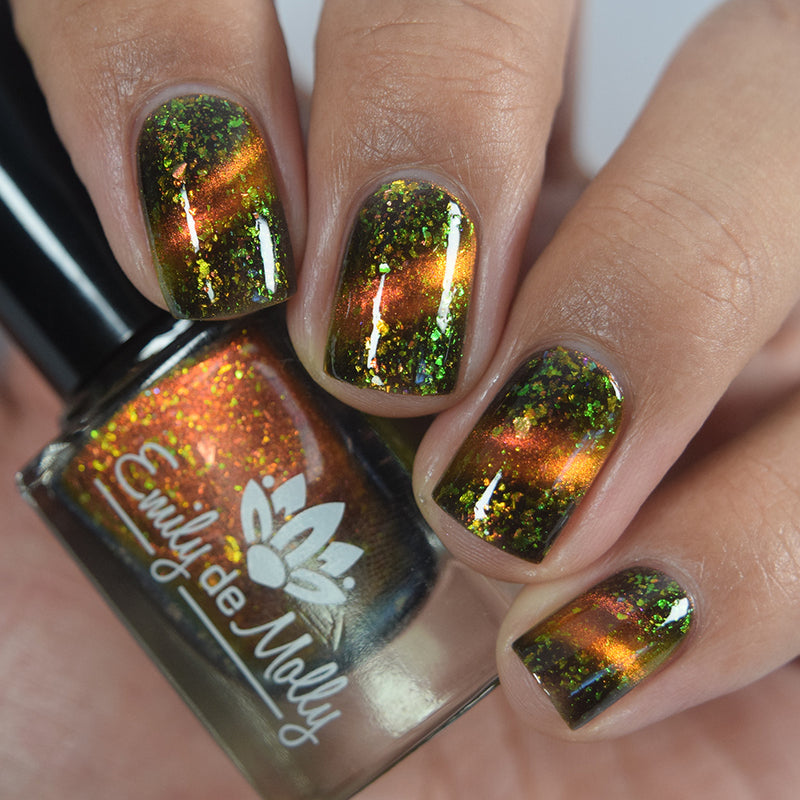Emily De Molly - Green Flame Nail Polish (Magnetic)
