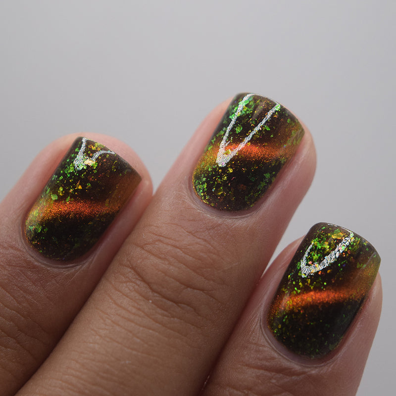 Emily De Molly - Green Flame Nail Polish (Magnetic)