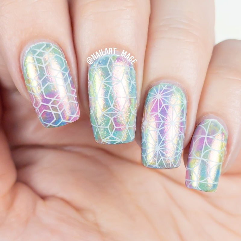 UberChic Beauty - Luxe in Lines Stamping Plate