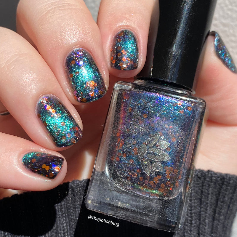 Emily De Molly - Glances To Stares Nail Polish (Magnetic)