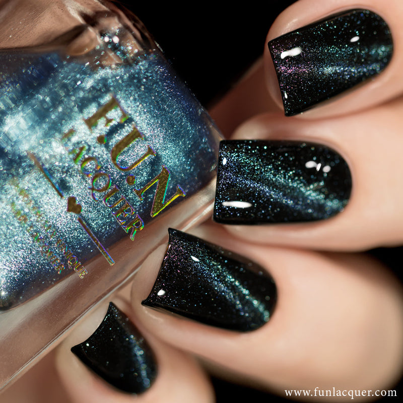 [Preorder, Ships Early Nov] F.U.N Lacquer - Blue Rose Platinum Diamond Nail Polish (Magnetic)